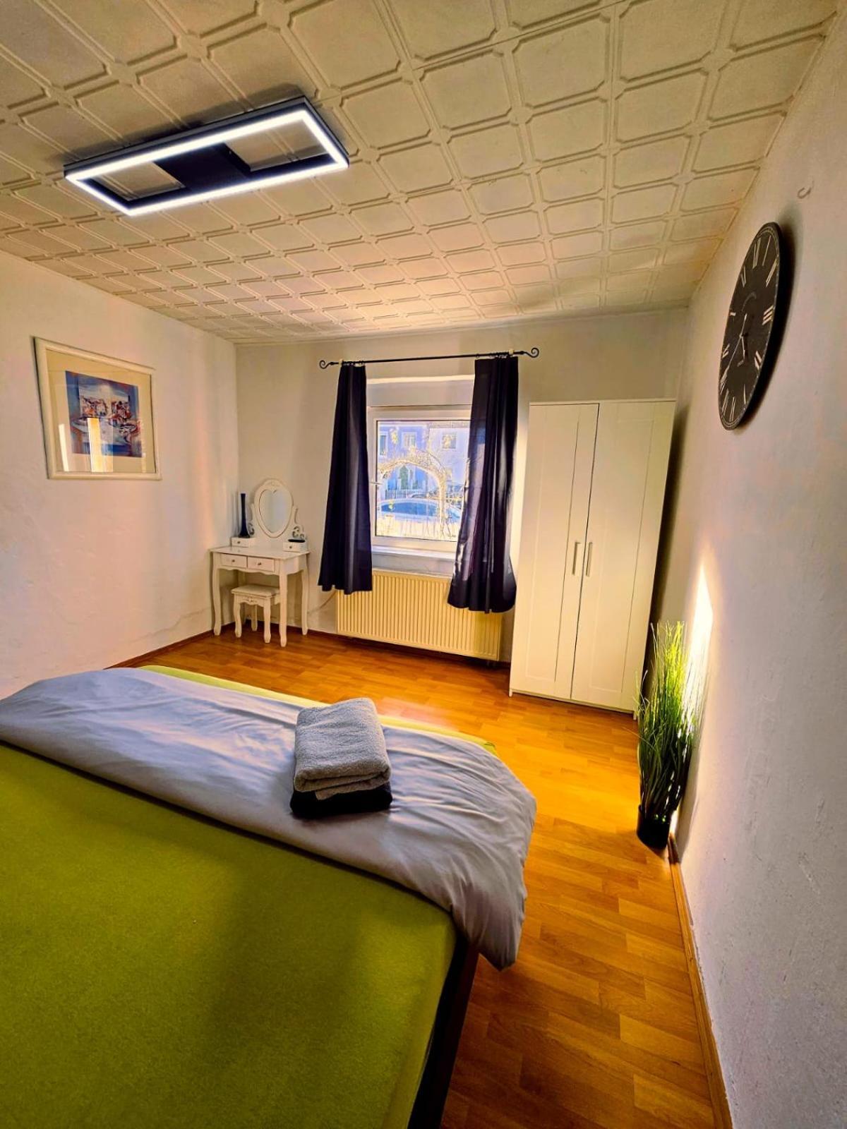 B&R Ferienhaus In Der Naehe Des Flughafens Norimberga Esterno foto